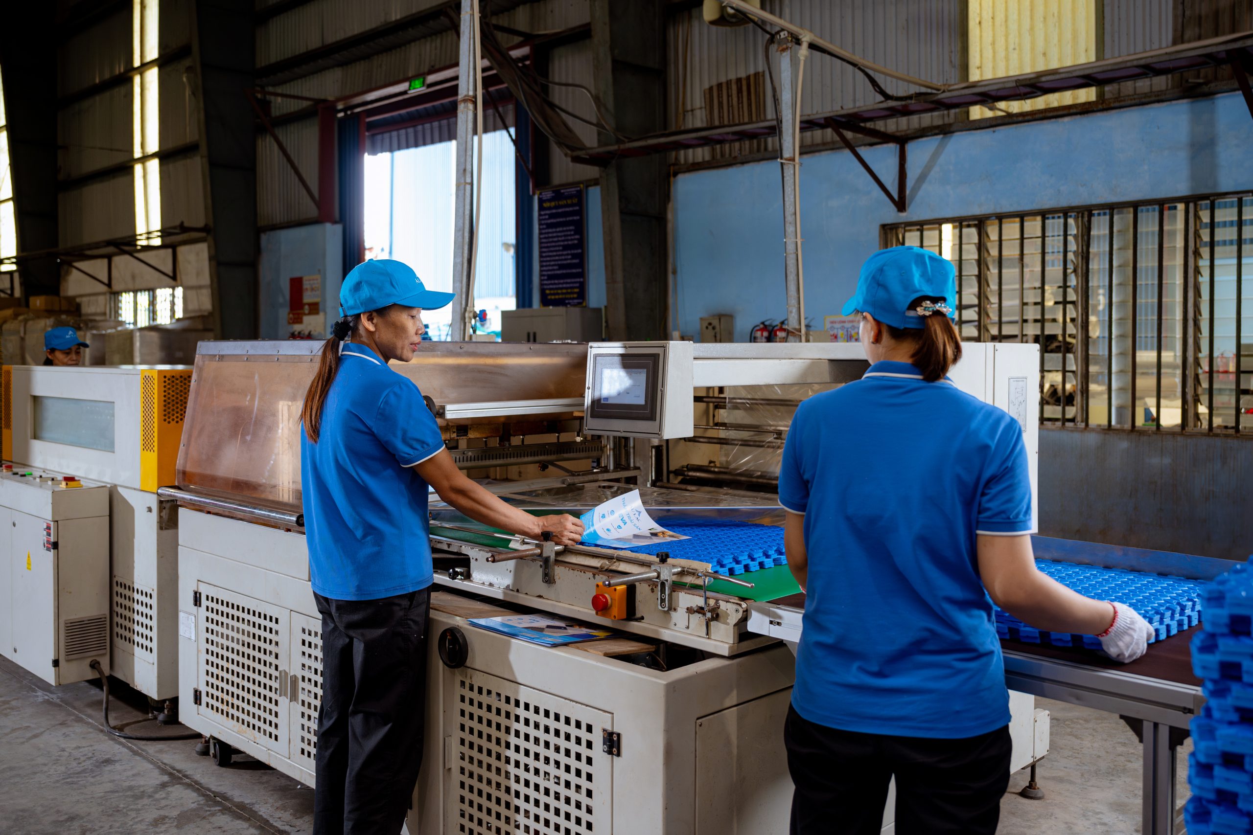 Các Mẫu Dép Xỏ Ngón Đẹp Và Cách Phối Đồ Với Dép Xỏ Ngón